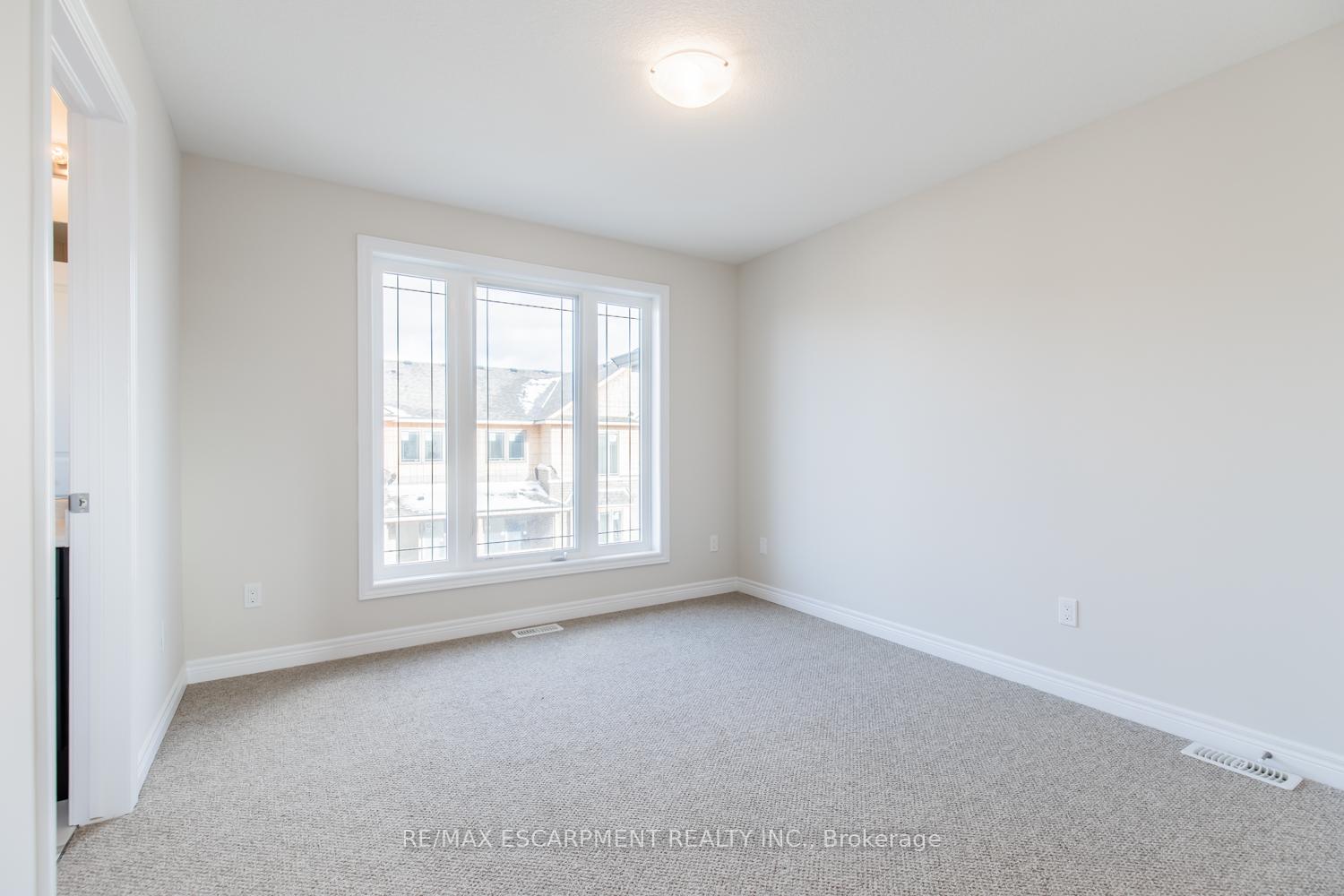 Photo 26 of Unit 49, 19 Picardy Drive, Hamilton, Stoney Creek Mountain — HOMEH