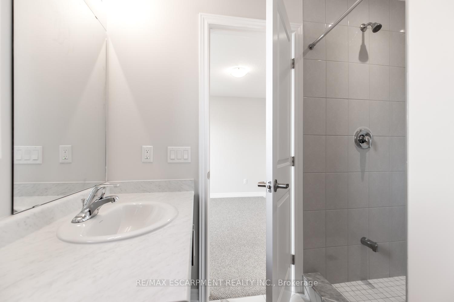 Photo 29 of Unit 49, 19 Picardy Drive, Hamilton, Stoney Creek Mountain — HOMEH