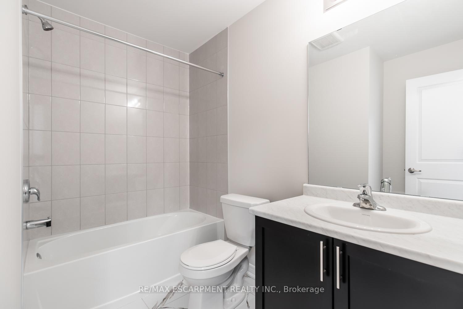 Photo 34 of Unit 49, 19 Picardy Drive, Hamilton, Stoney Creek Mountain — HOMEH