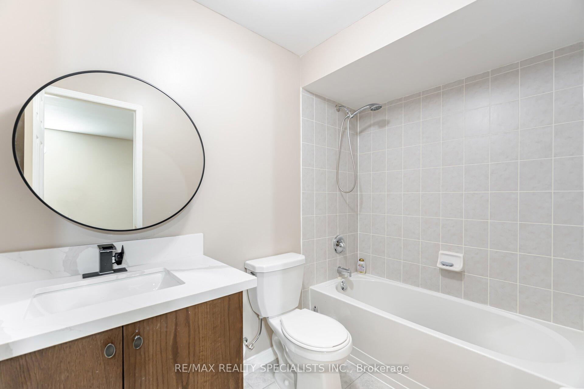 Photo 36 of 15 Cookview Drive, Brampton, Sandringham-Wellington — HOMEH