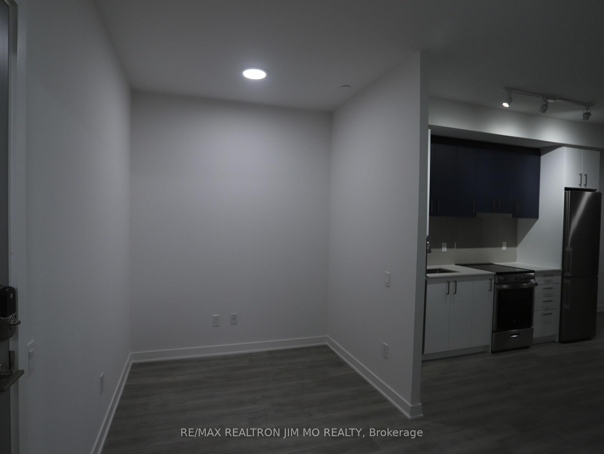 Photo 2 of Unit 3003, 50 Upper Mall Way, Vaughan, Brownridge — HOMEH