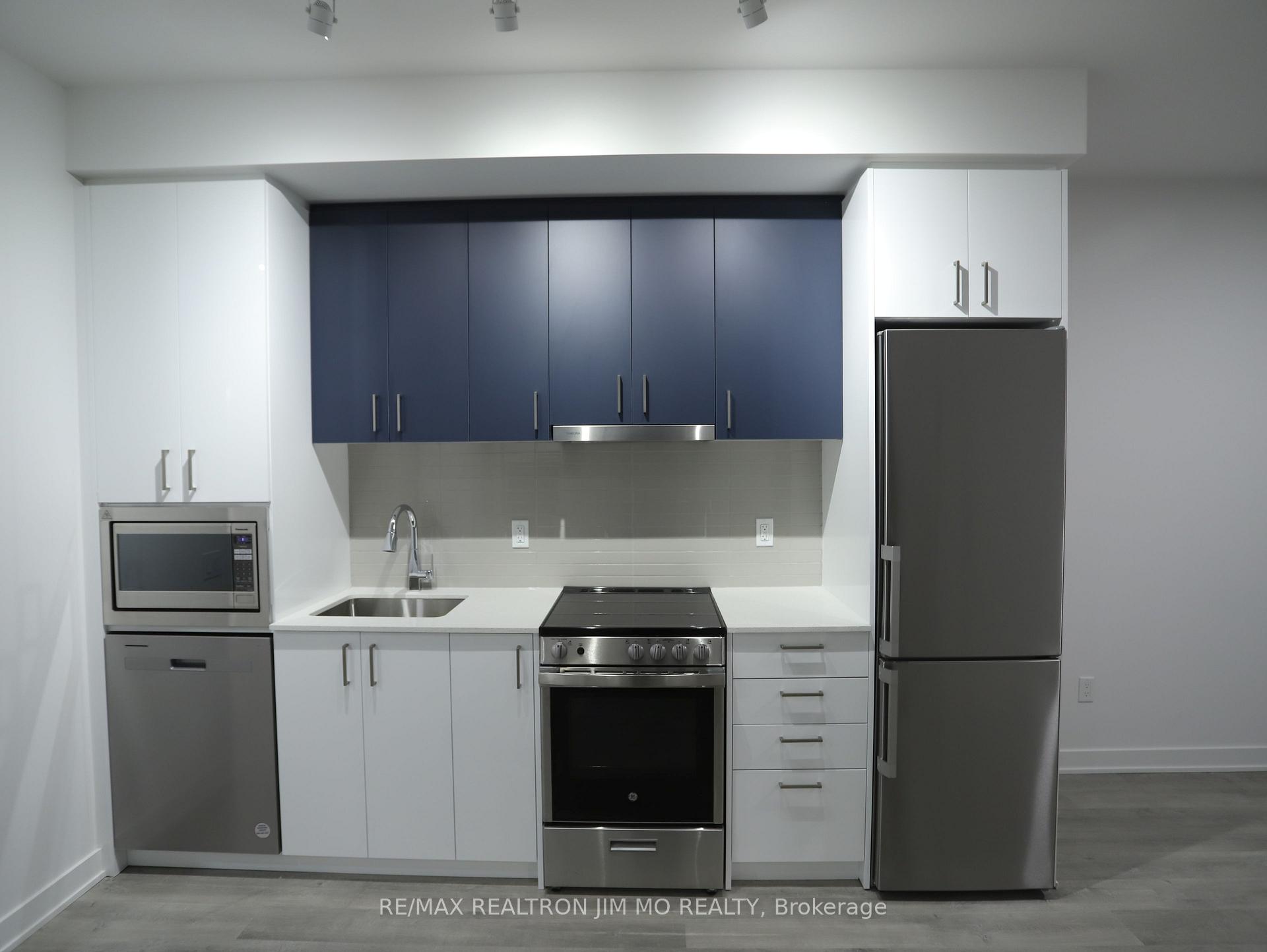 Photo 3 of Unit 3003, 50 Upper Mall Way, Vaughan, Brownridge — HOMEH