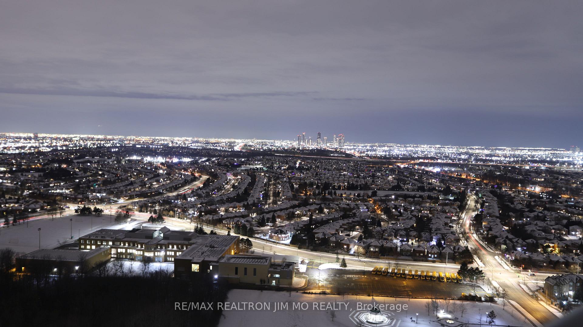 Photo 9 of Unit 3003, 50 Upper Mall Way, Vaughan, Brownridge — HOMEH