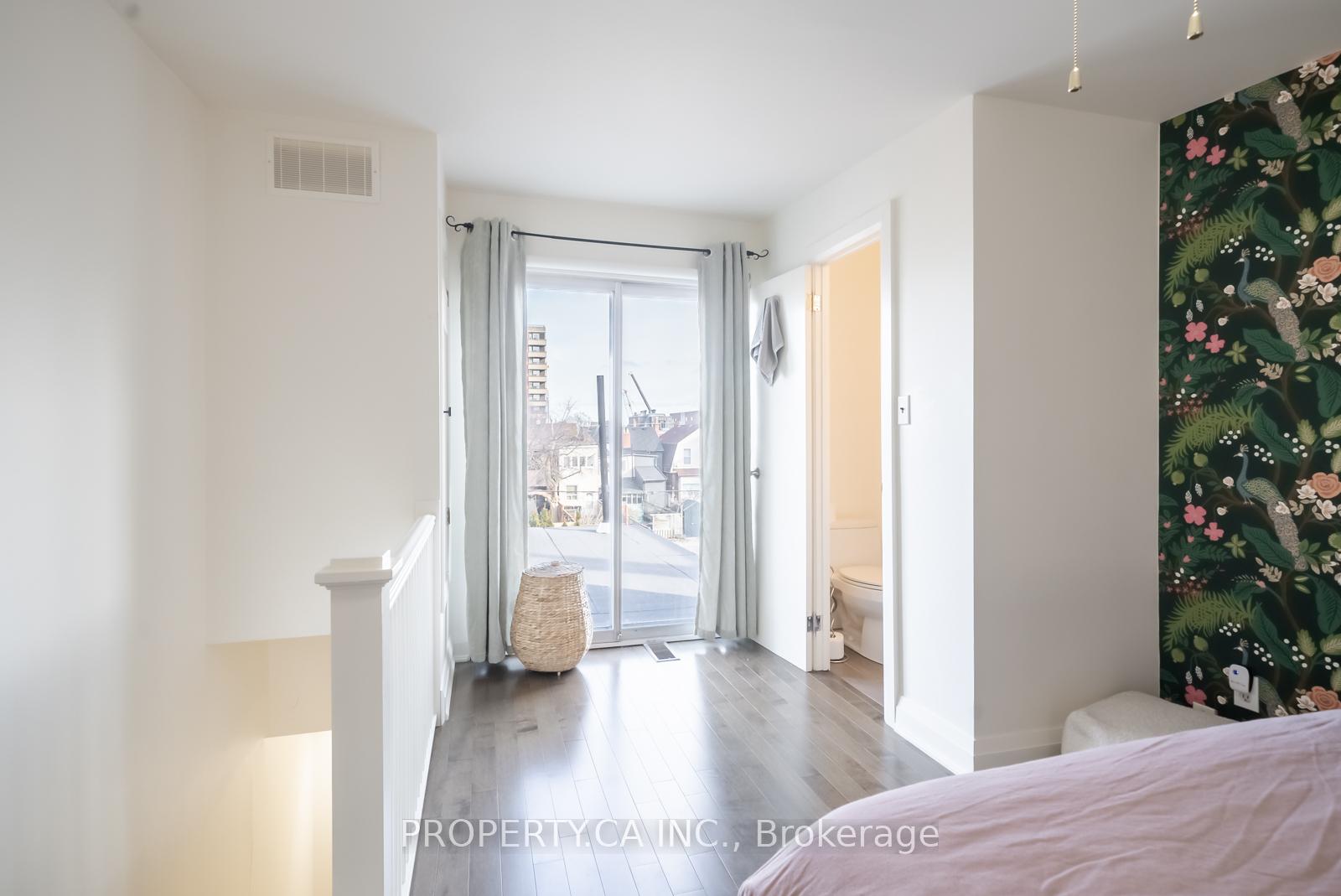 Photo 27 of 819 Carlaw Avenue, Toronto, Playter Estates-Danforth — HOMEH