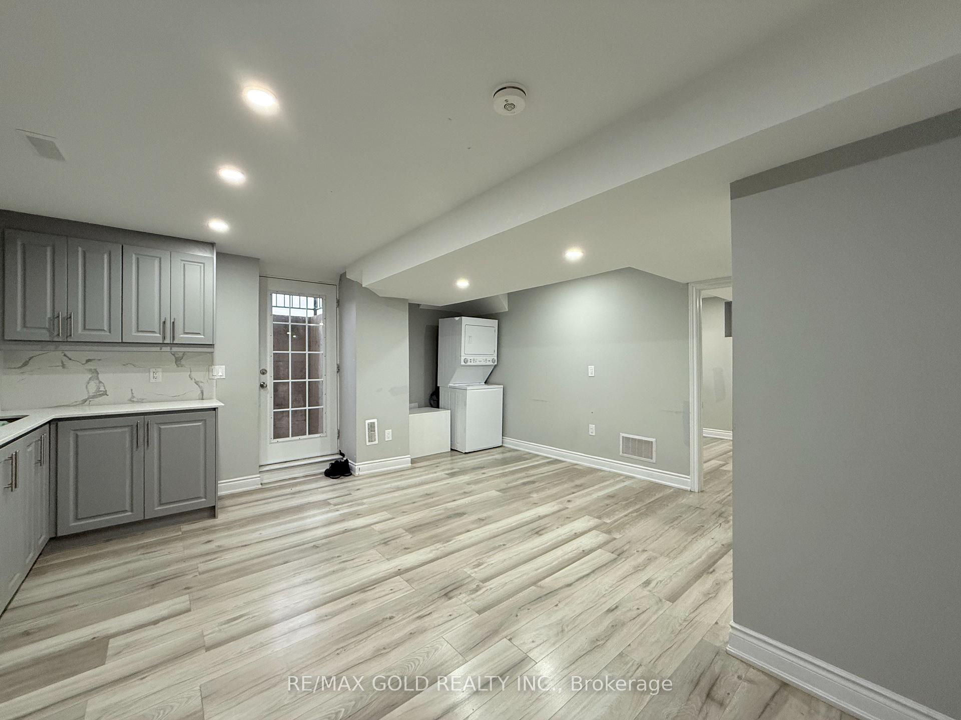 Photo 6 of 37 Dotchson Avenue, Caledon, Rural Caledon — HOMEH