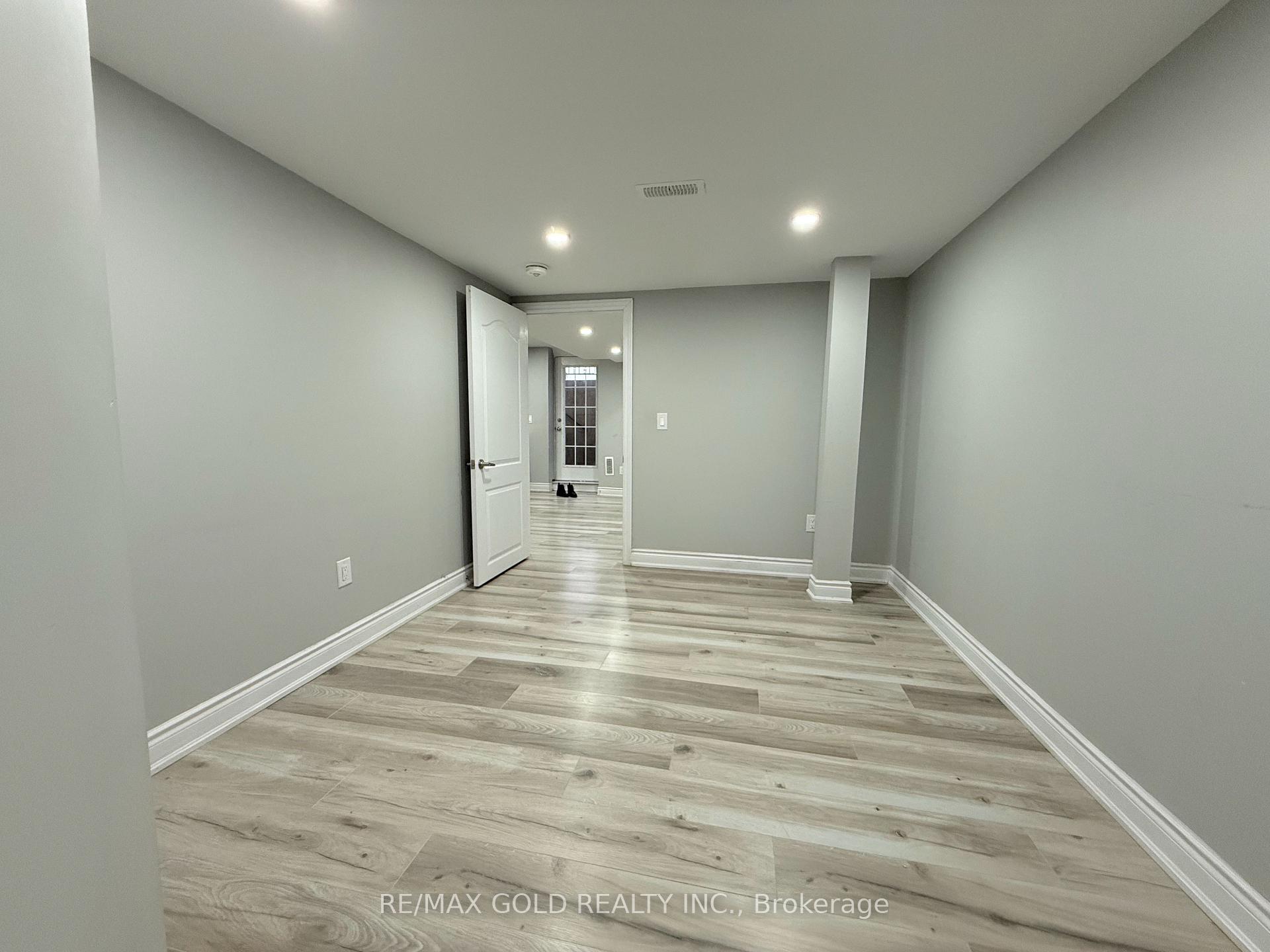 Photo 13 of 37 Dotchson Avenue, Caledon, Rural Caledon — HOMEH