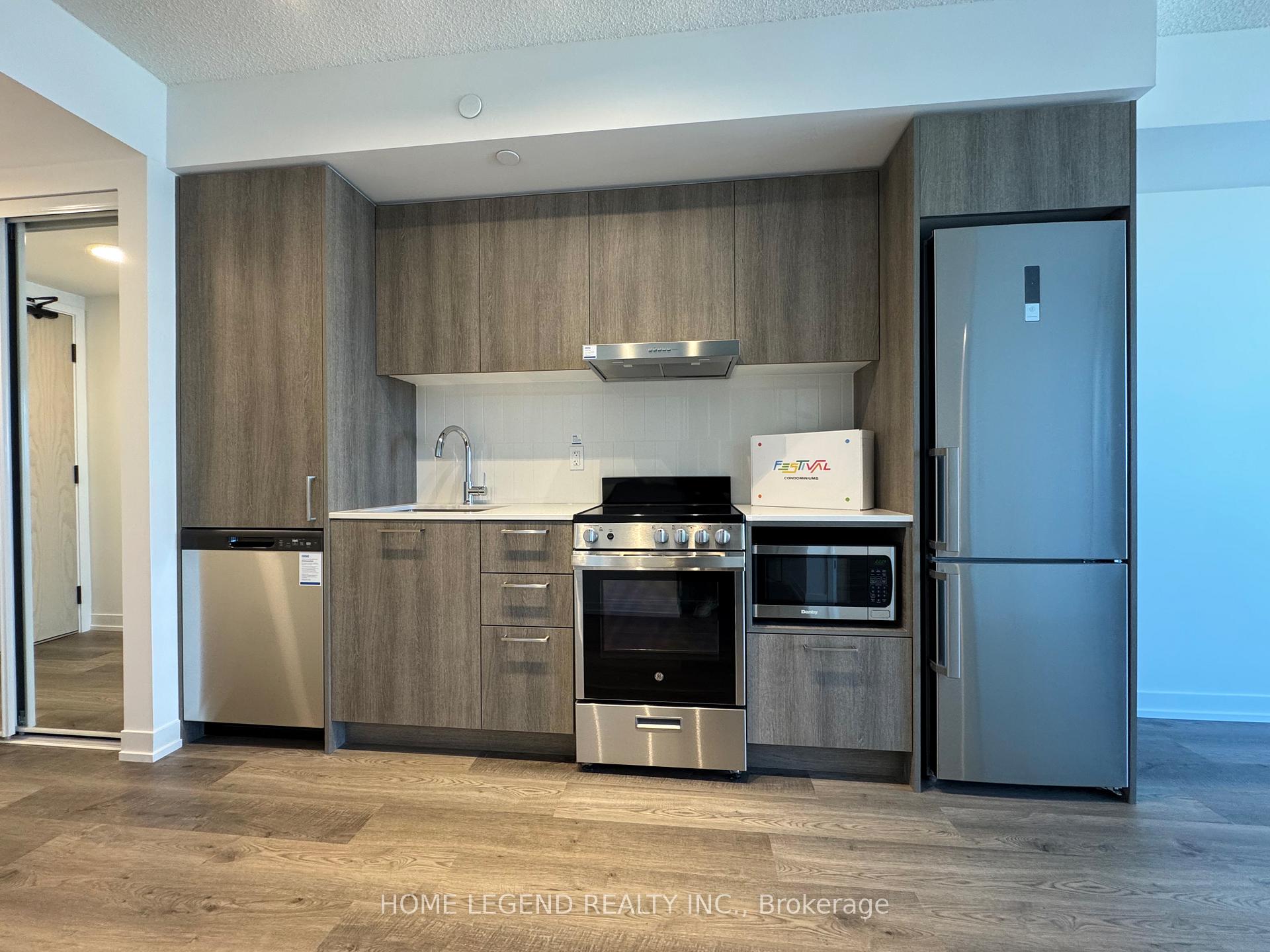 Photo 3 of Unit 1217, 195 Commerce Street, Vaughan, Vaughan Corporate Centre — HOMEH