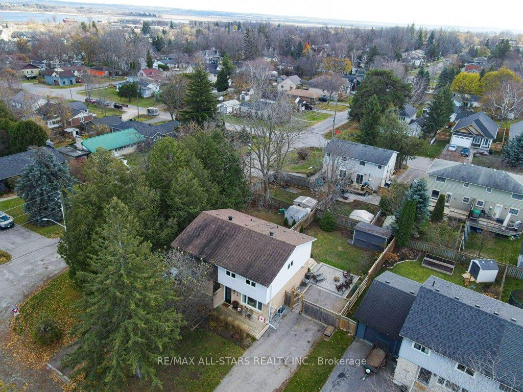 Photo 76 of 418 Kenny Court, Scugog, Port Perry — HOMEH