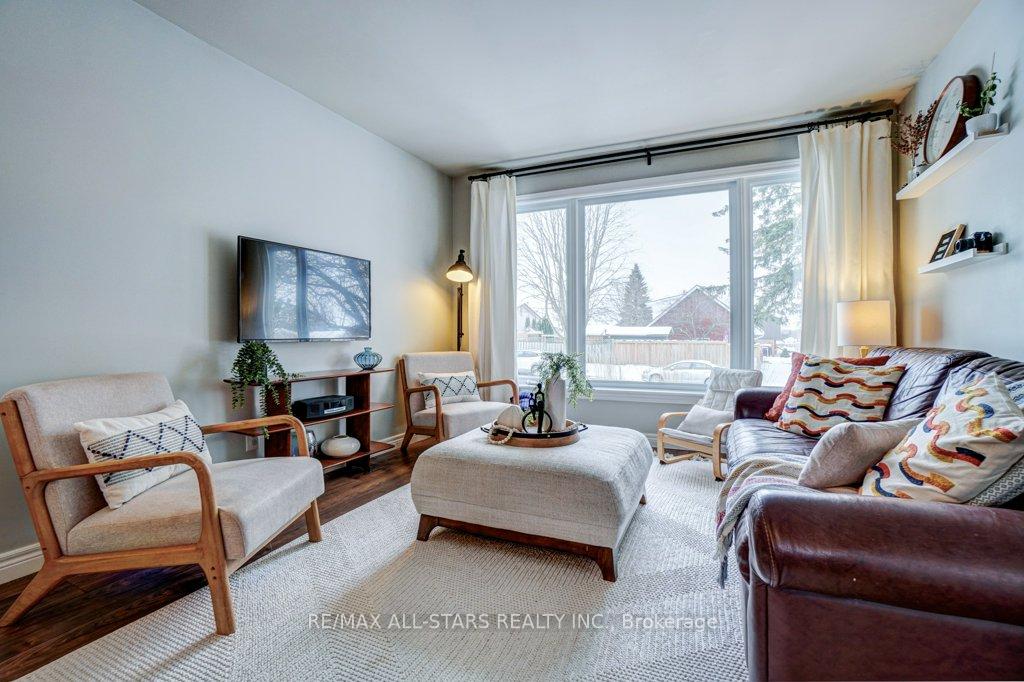 Photo 5 of 418 Kenny Court, Scugog, Port Perry — HOMEH