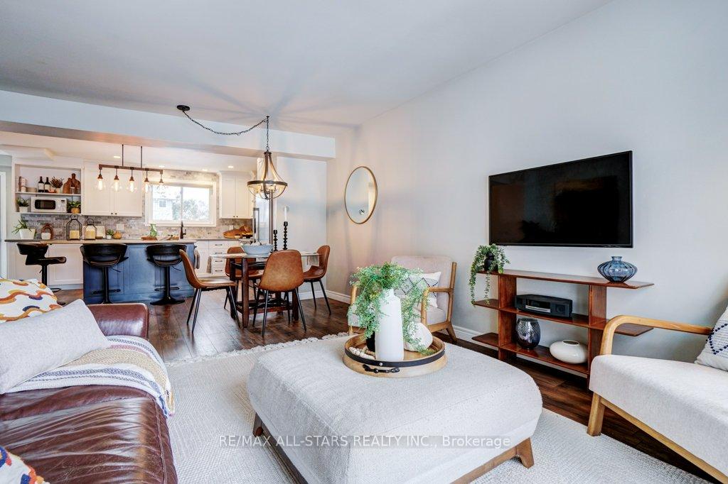Photo 7 of 418 Kenny Court, Scugog, Port Perry — HOMEH