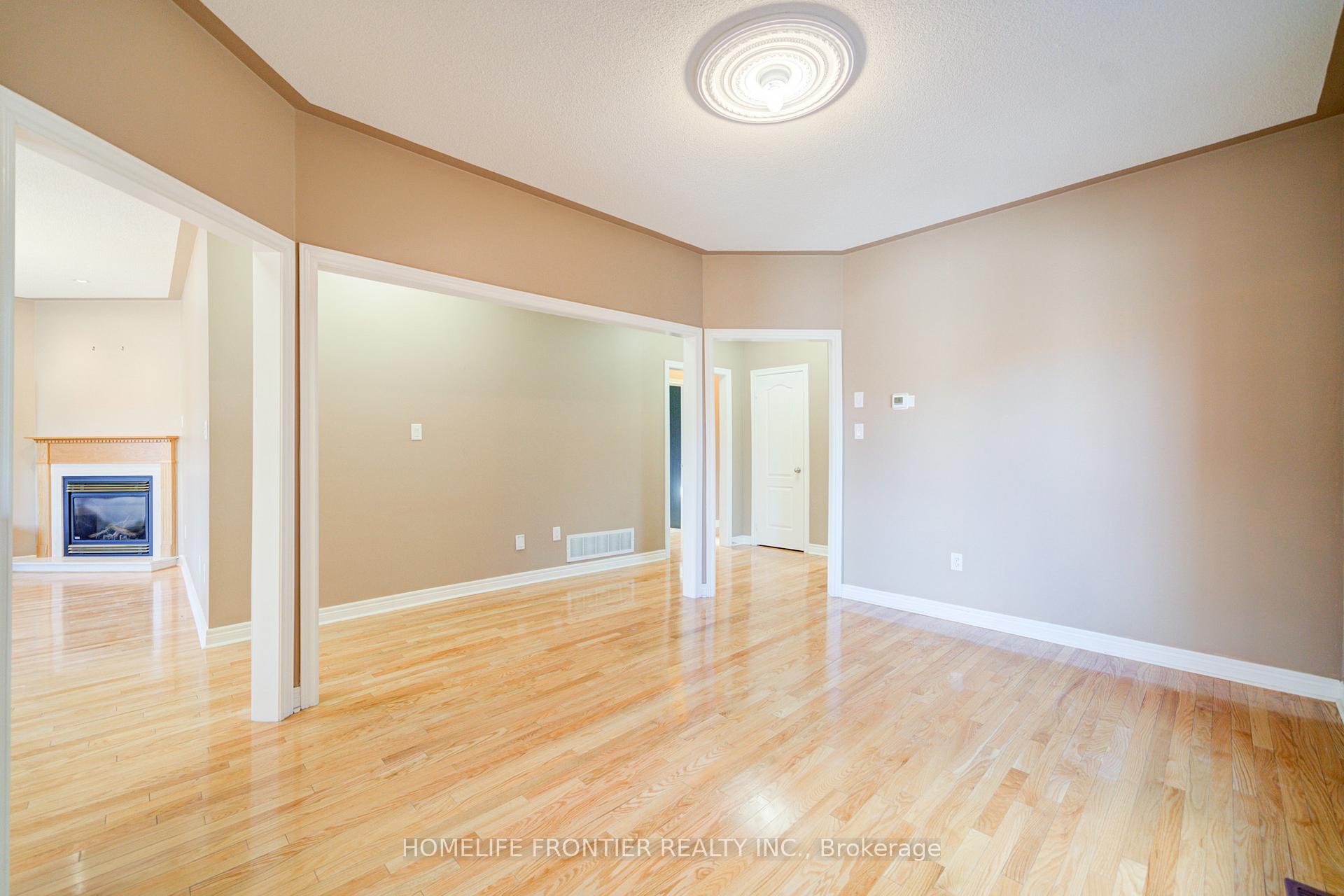 Photo 7 of 70 Sandwood Drive, Vaughan, Patterson — HOMEH