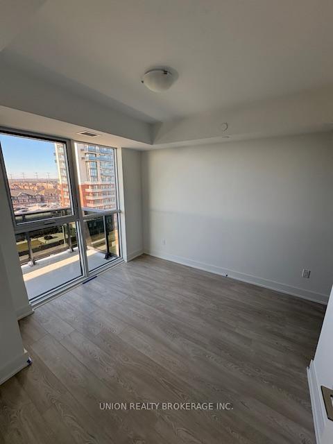 Photo 4 of Unit 708, 2545 Simcoe Street N, Oshawa, Windfields — HOMEH