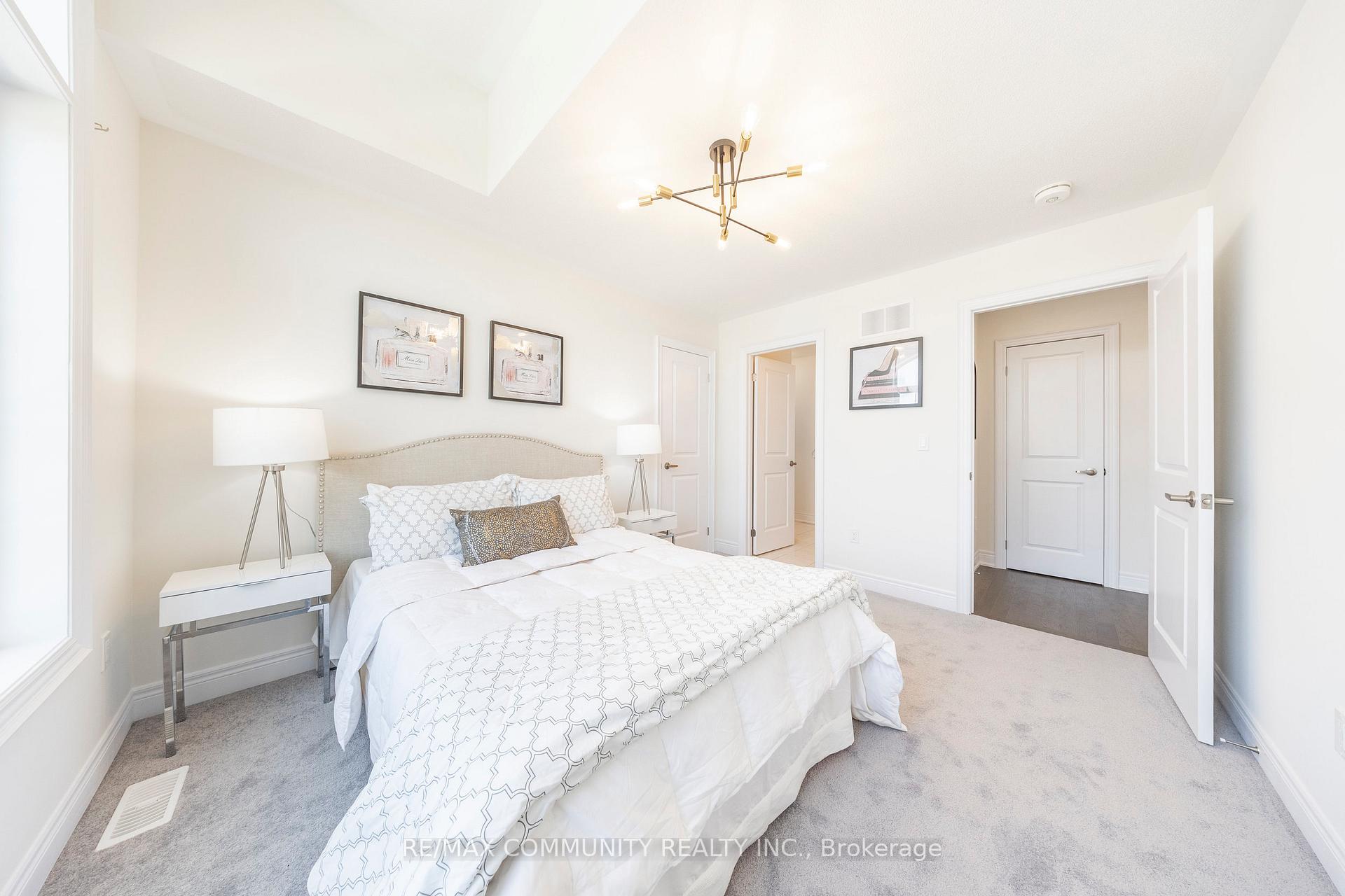 Photo 46 of 54 Wamsley Crescent, Clarington, Newcastle — HOMEH