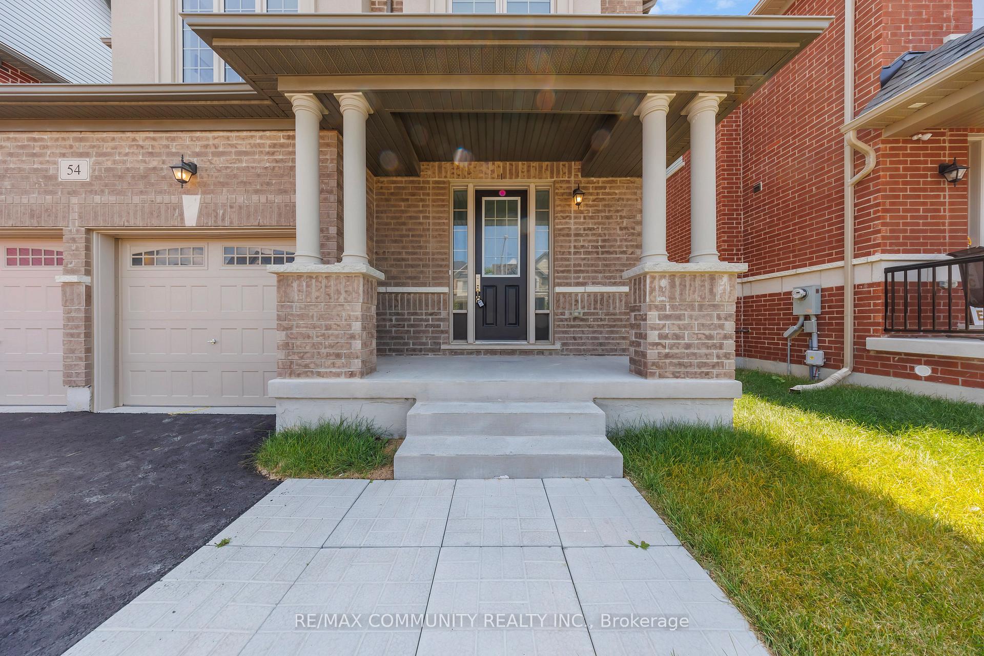 Photo 5 of 54 Wamsley Crescent, Clarington, Newcastle — HOMEH