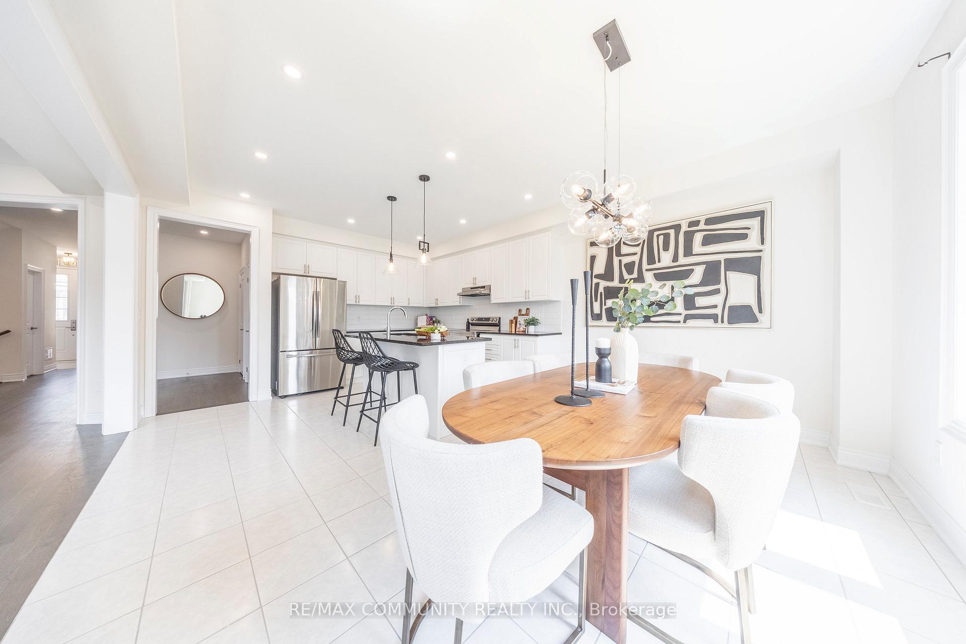 Photo 20 of 54 Wamsley Crescent, Clarington, Newcastle — HOMEH