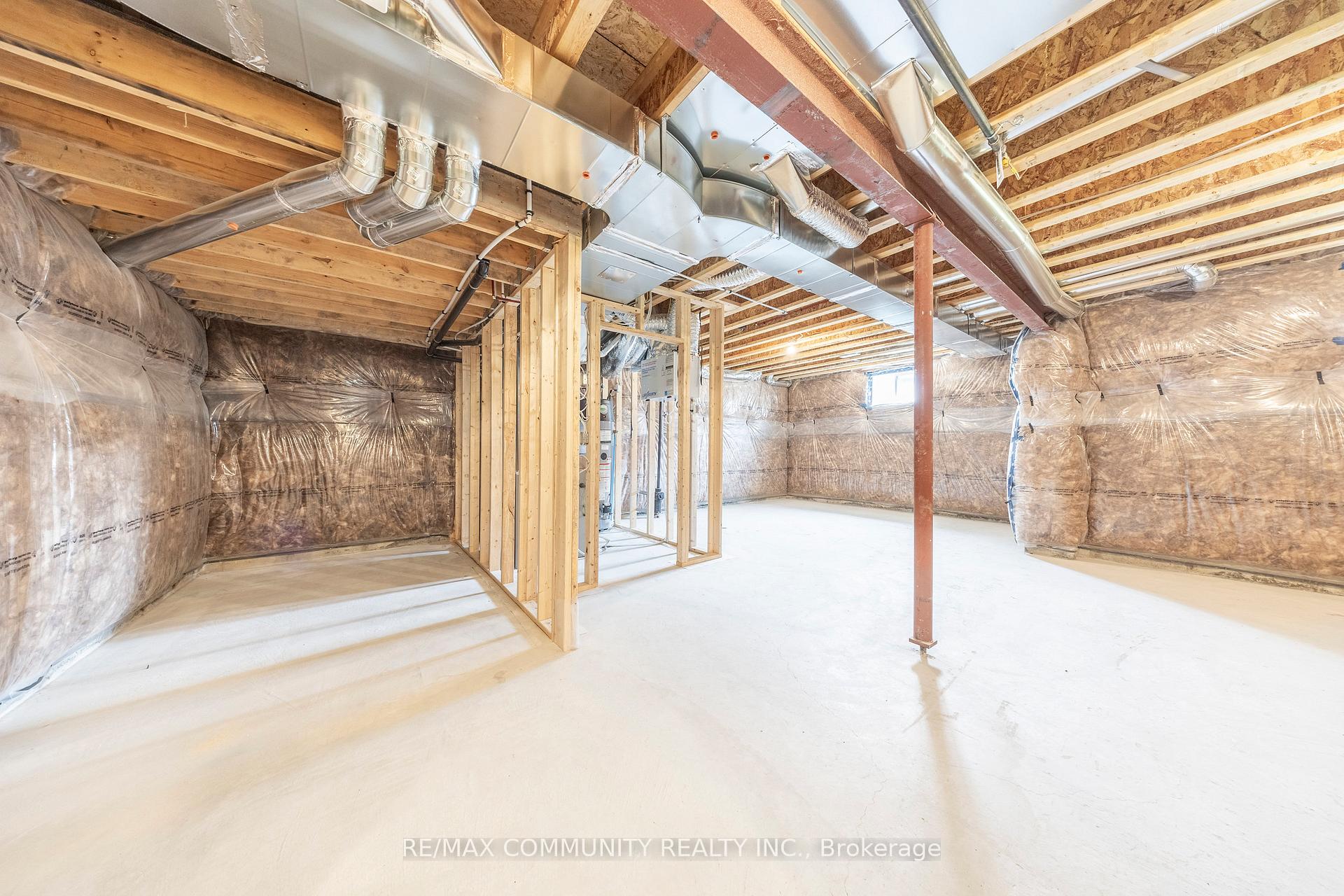 Photo 76 of 54 Wamsley Crescent, Clarington, Newcastle — HOMEH