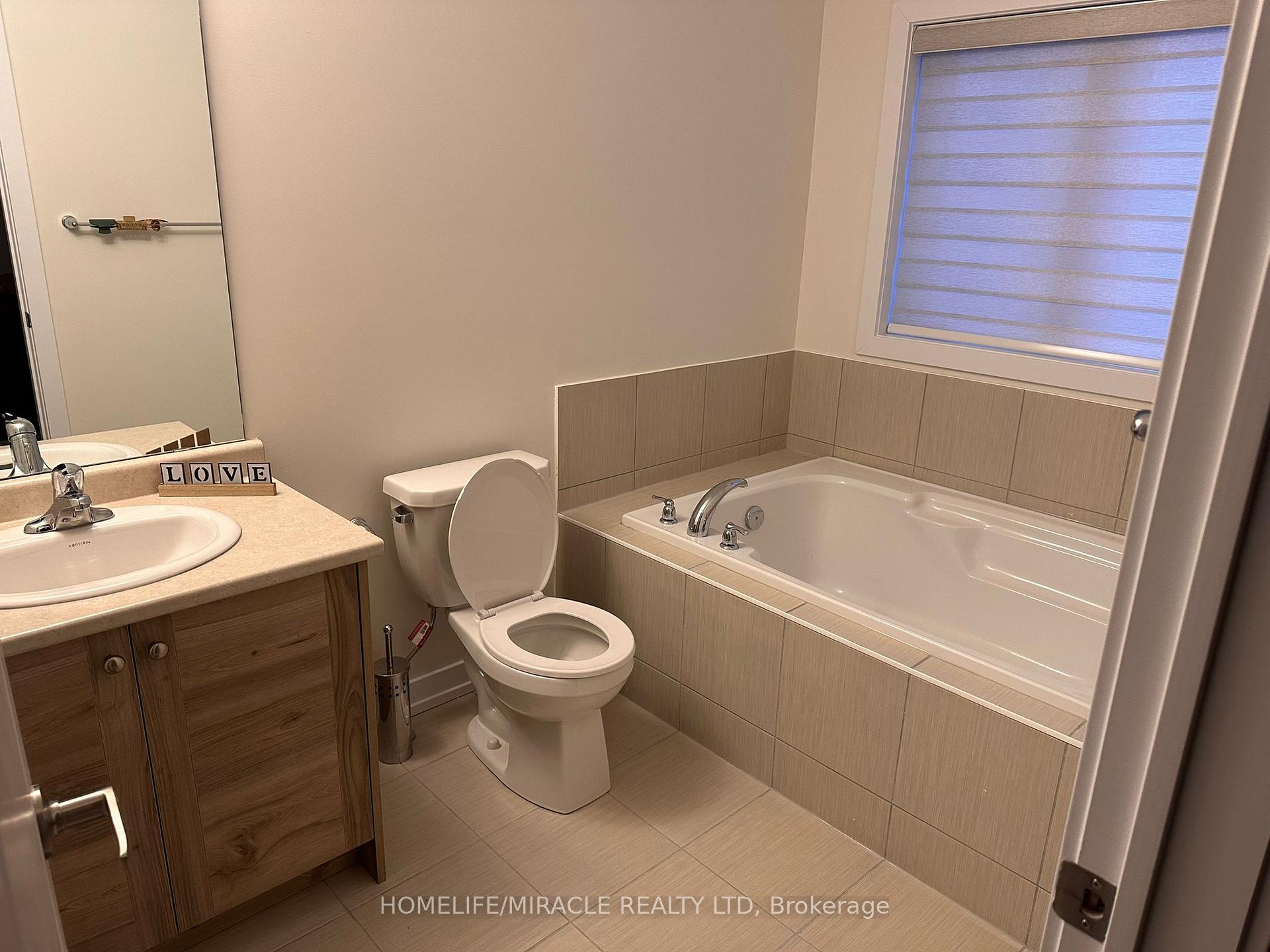 Photo 5 of 233 Wilmont Road S, Brant, Brantford Twp — HOMEH