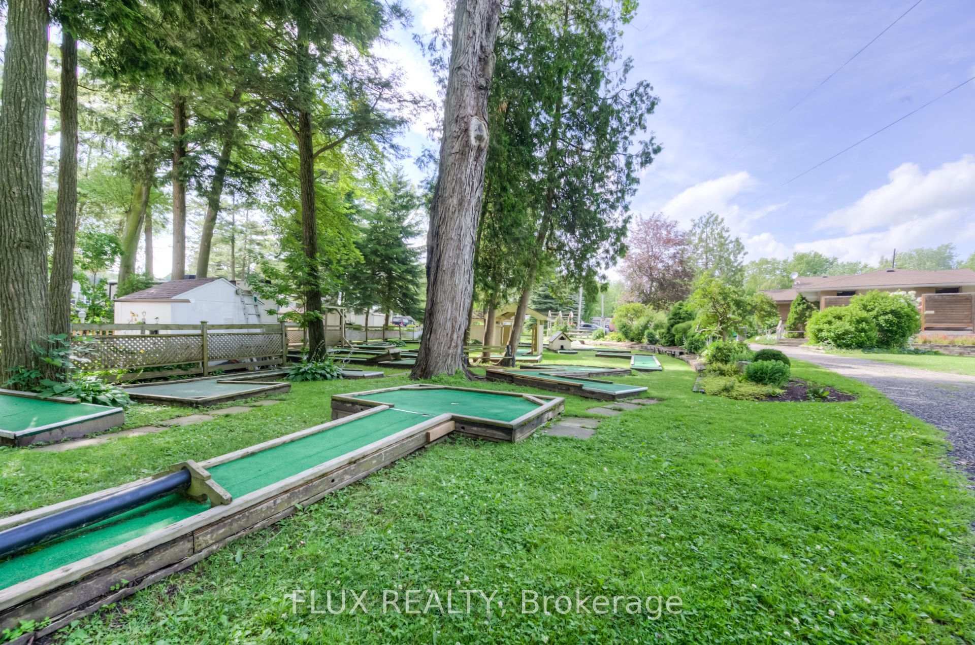 Photo 16 of Unit 270, 580 Beaver Creek Road, Waterloo, Erbsville/Laurelwood — HOMEH