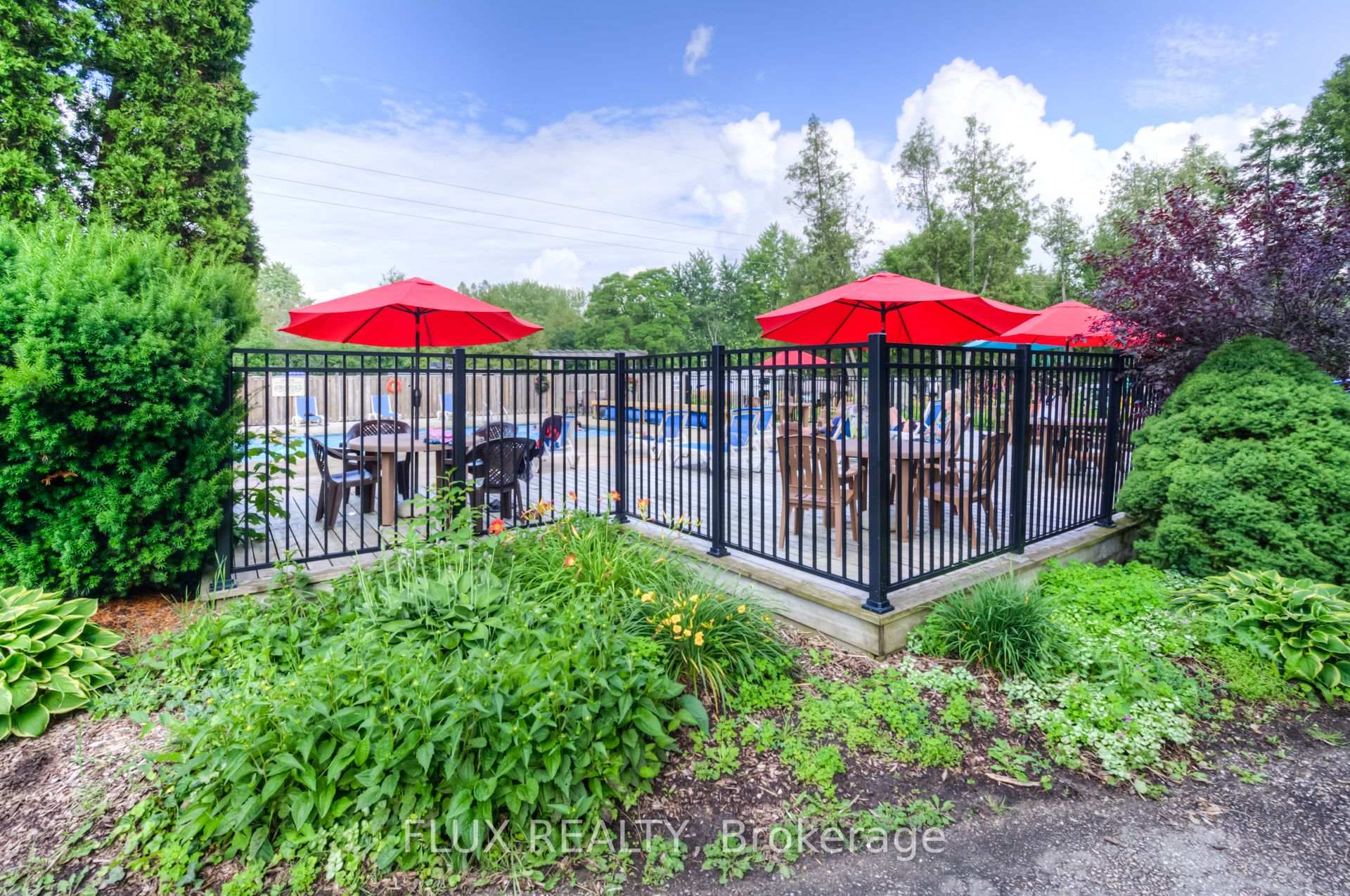 Photo 17 of Unit 270, 580 Beaver Creek Road, Waterloo, Erbsville/Laurelwood — HOMEH