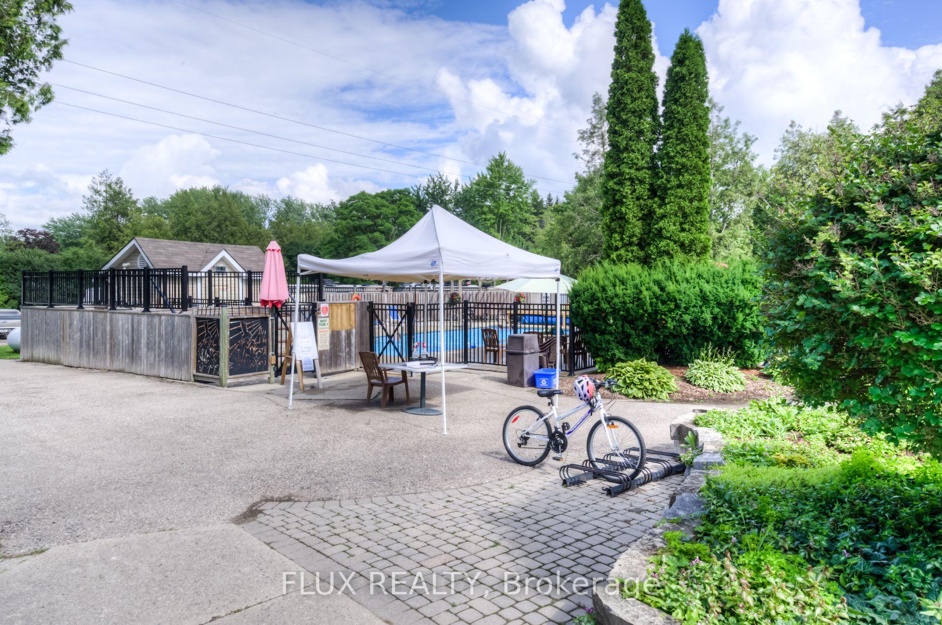 Photo 18 of Unit 270, 580 Beaver Creek Road, Waterloo, Erbsville/Laurelwood — HOMEH