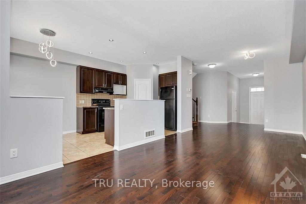 Photo 3 of 238 Calaveras Avenue, Ottawa, Barrhaven - Longfields — HOMEH