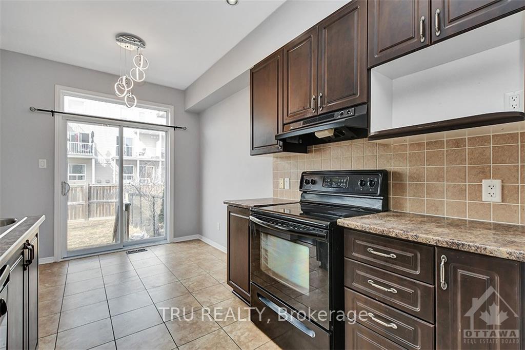 Photo 5 of 238 Calaveras Avenue, Ottawa, Barrhaven - Longfields — HOMEH