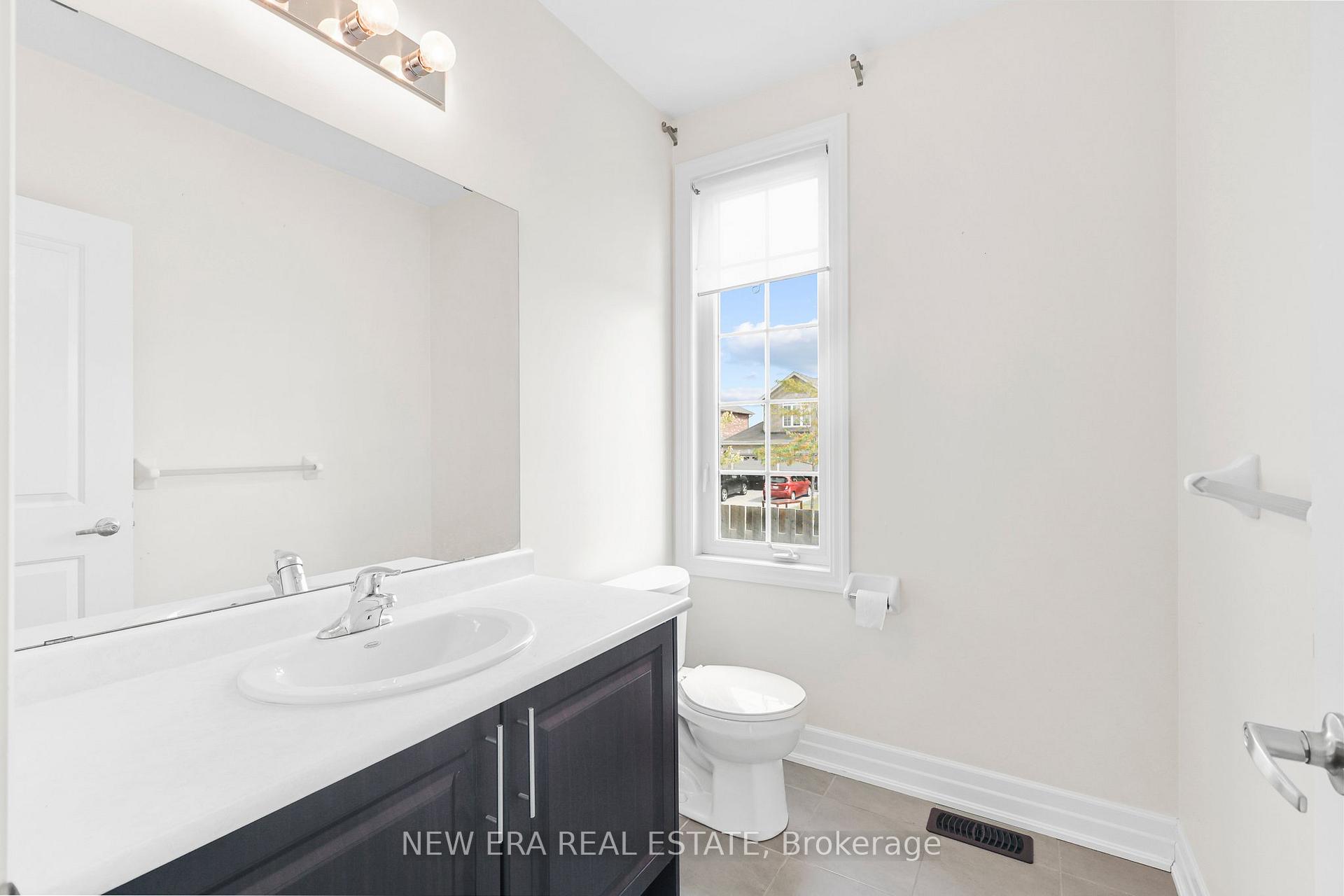 Photo 10 of 1376 Sheldon Street, Innisfil, Alcona — HOMEH