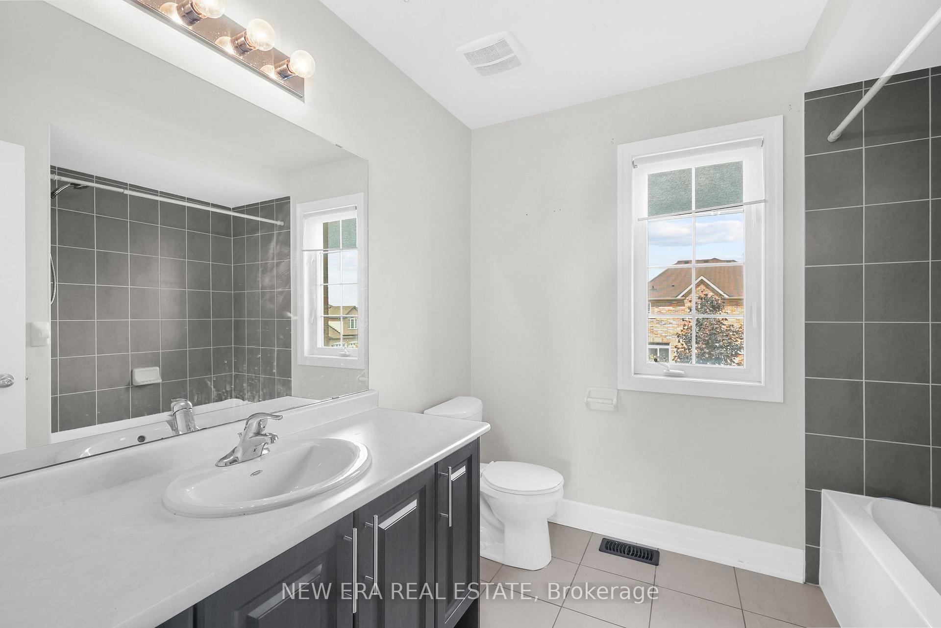 Photo 13 of 1376 Sheldon Street, Innisfil, Alcona — HOMEH