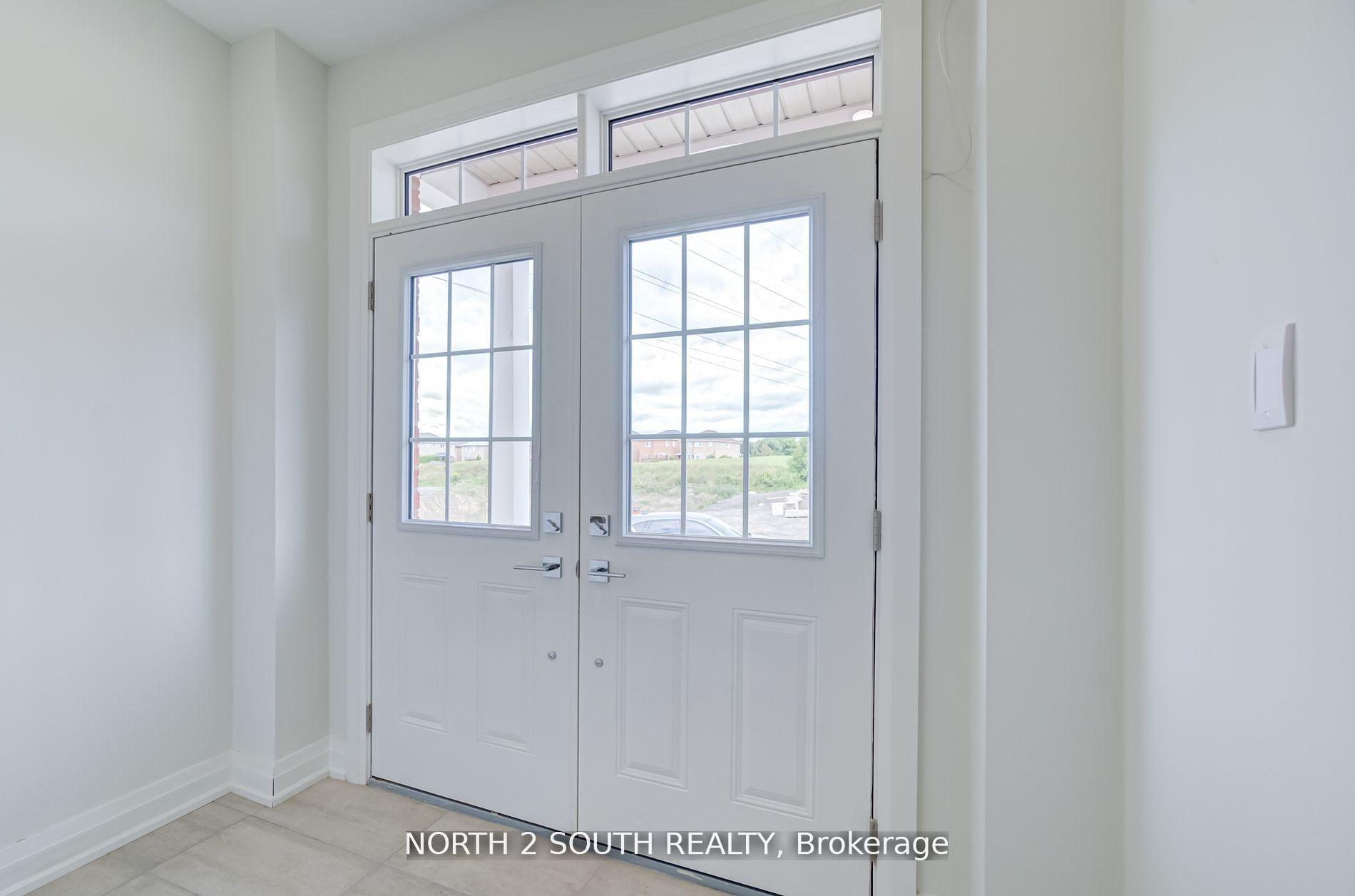 Photo 3 of 41 Virro Court, Vaughan, West Woodbridge — HOMEH