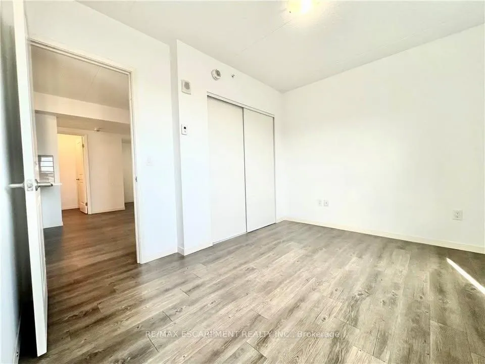 Photo 30 of Unit 1002, 220 Cannon Street E, Hamilton, Beasley — HOMEH