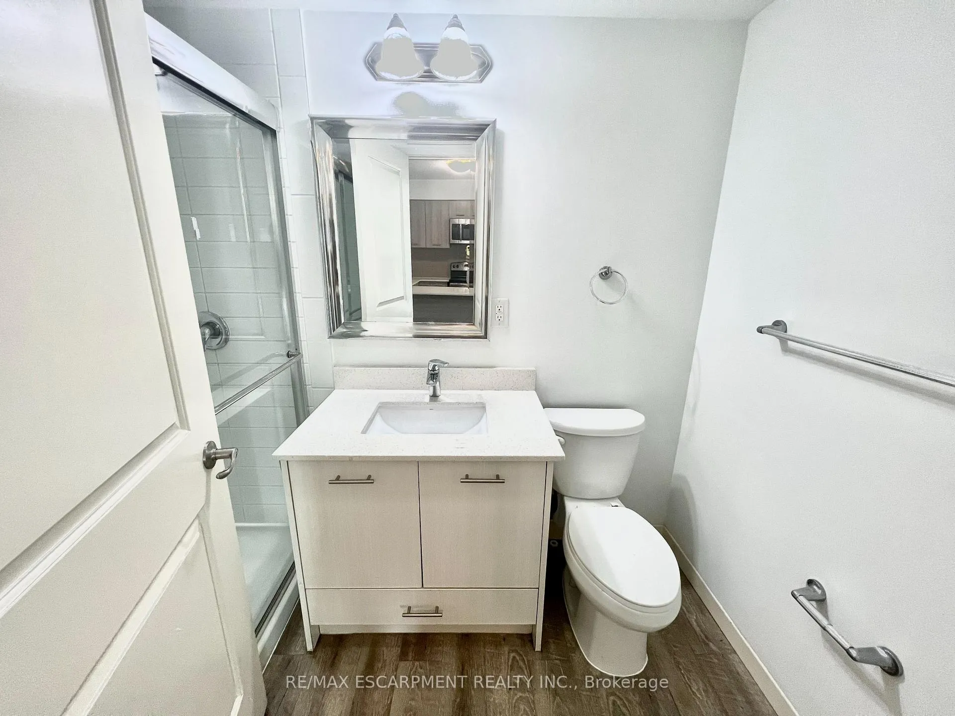 Photo 54 of Unit 1002, 220 Cannon Street E, Hamilton, Beasley — HOMEH