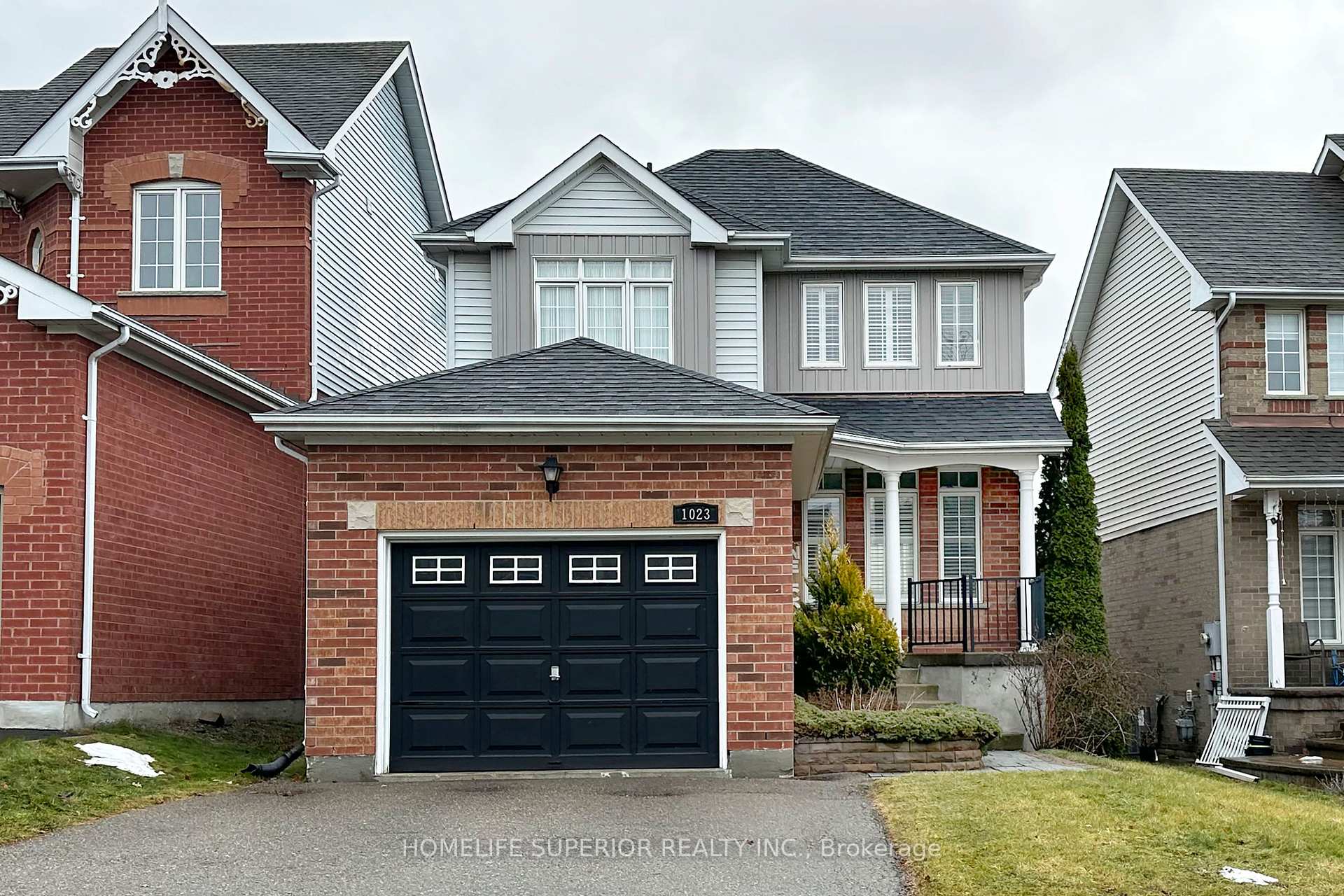 Photo 1 of 1023 Timberland Crescent S, Oshawa, Pinecrest — HOMEH