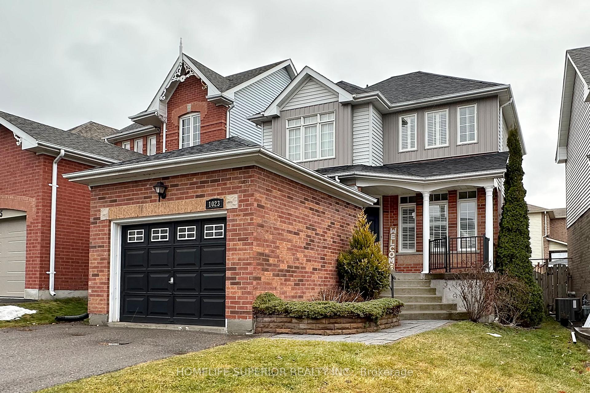 Photo 2 of 1023 Timberland Crescent S, Oshawa, Pinecrest — HOMEH