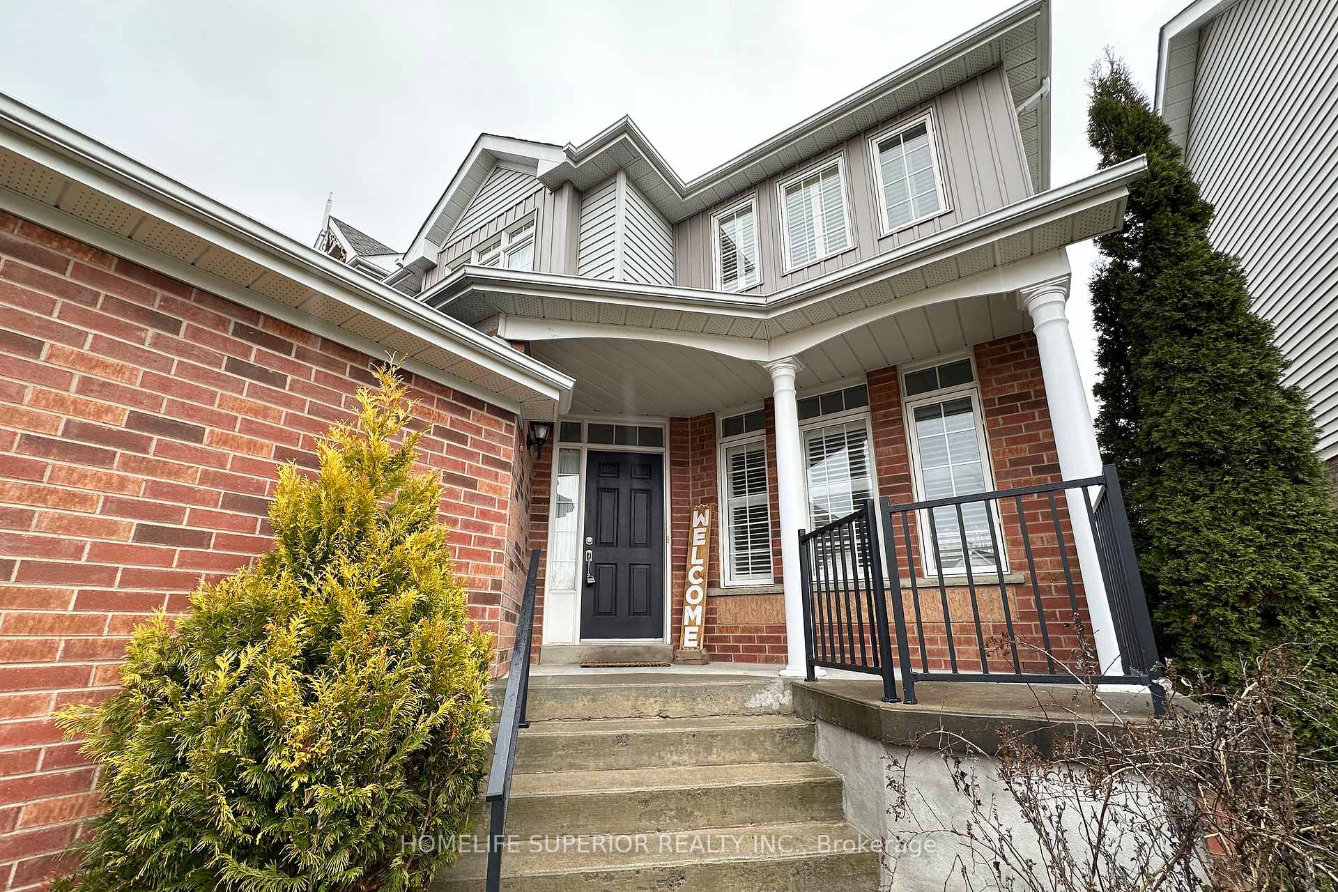 Photo 3 of 1023 Timberland Crescent S, Oshawa, Pinecrest — HOMEH