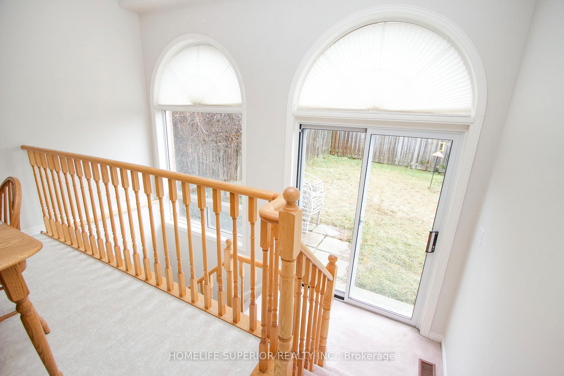 Photo 24 of 1023 Timberland Crescent S, Oshawa, Pinecrest — HOMEH