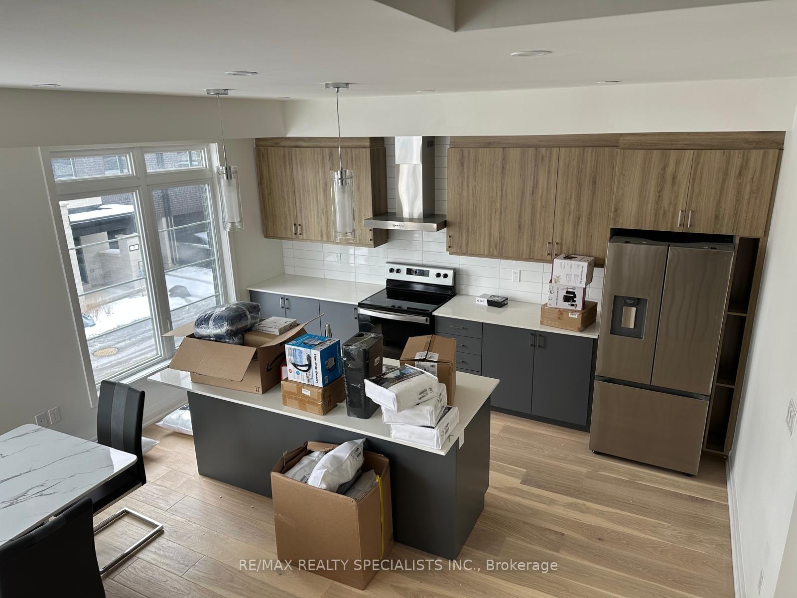 Photo 7 of Unit 49, 258 Hespeler Road, Cambridge — HOMEH