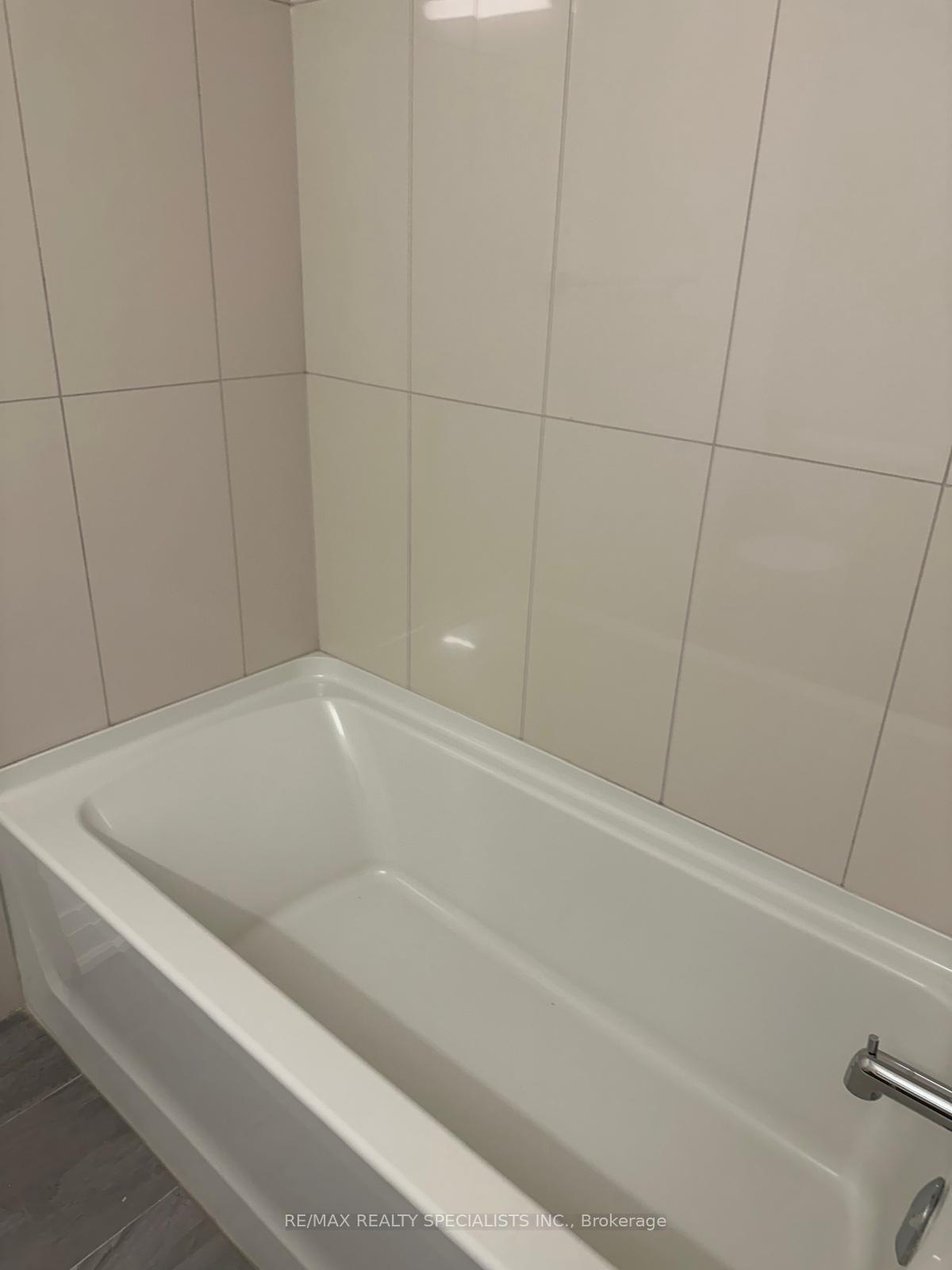 Photo 13 of Unit 49, 258 Hespeler Road, Cambridge — HOMEH