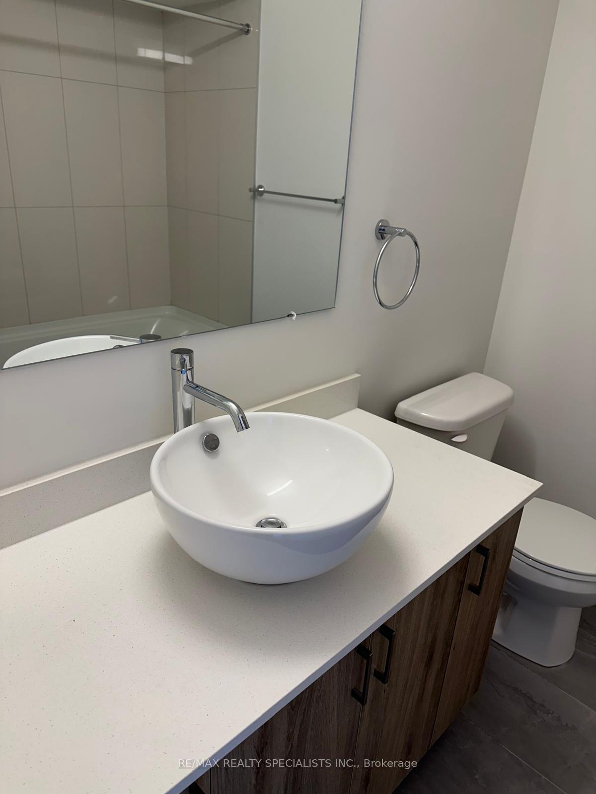 Photo 15 of Unit 49, 258 Hespeler Road, Cambridge — HOMEH