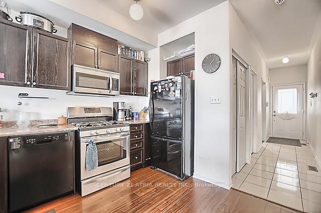 Photo 3 of Unit 52, 175 Stanley Street, Barrie, East Bayfield — HOMEH