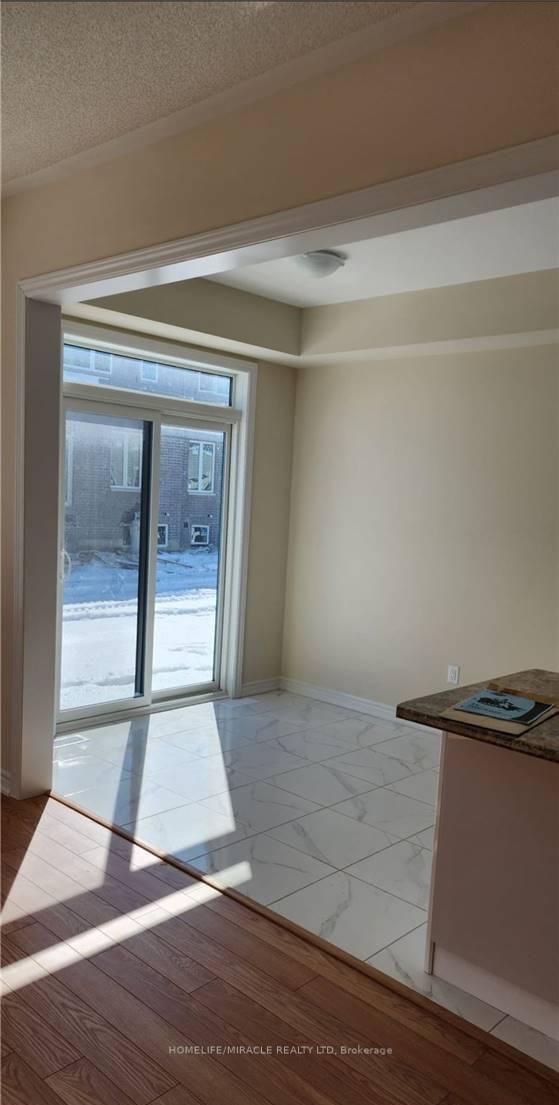 Photo 4 of 51 Bannister Road, Barrie, Rural Barrie Southeast — HOMEH