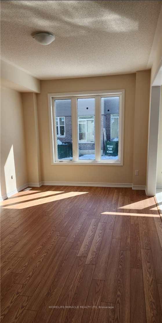 Photo 6 of 51 Bannister Road, Barrie, Rural Barrie Southeast — HOMEH