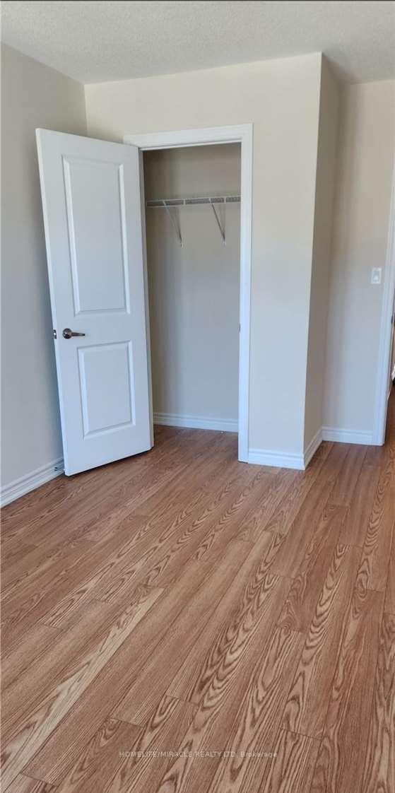 Photo 11 of 51 Bannister Road, Barrie, Rural Barrie Southeast — HOMEH