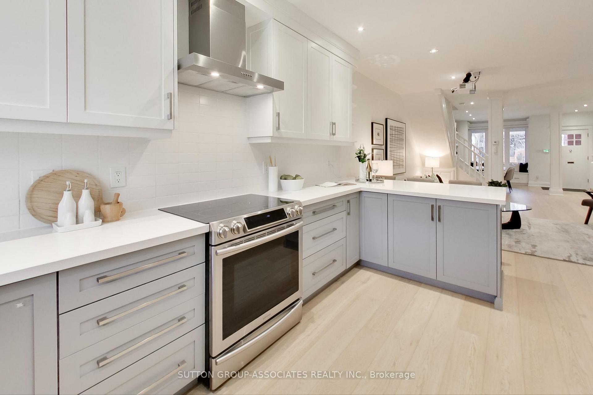 Photo 10 of 32 Appleton Avenue, Toronto, Oakwood Village — HOMEH
