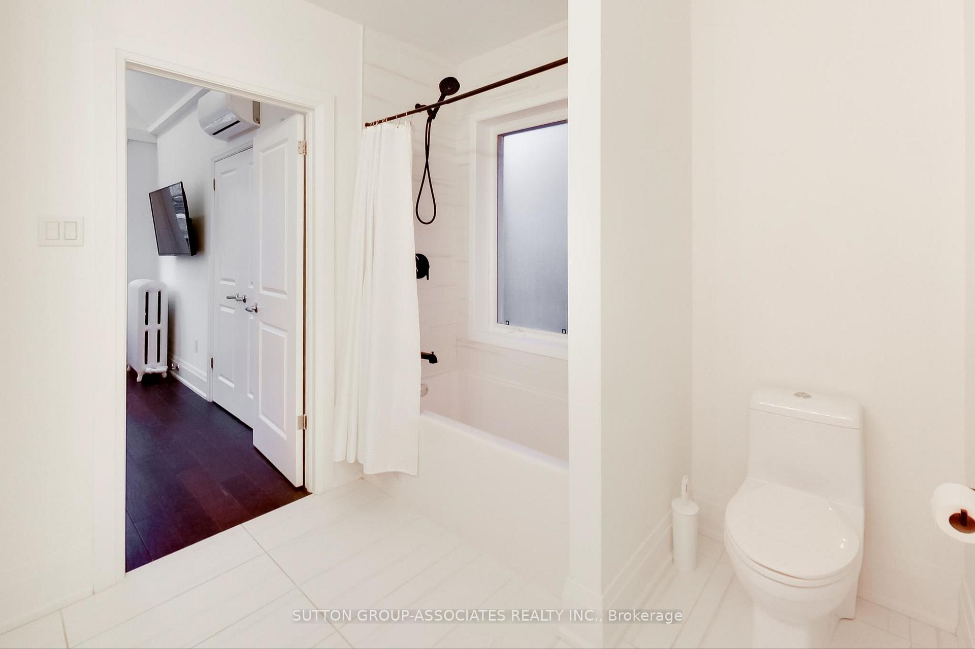 Photo 27 of 32 Appleton Avenue, Toronto, Oakwood Village — HOMEH