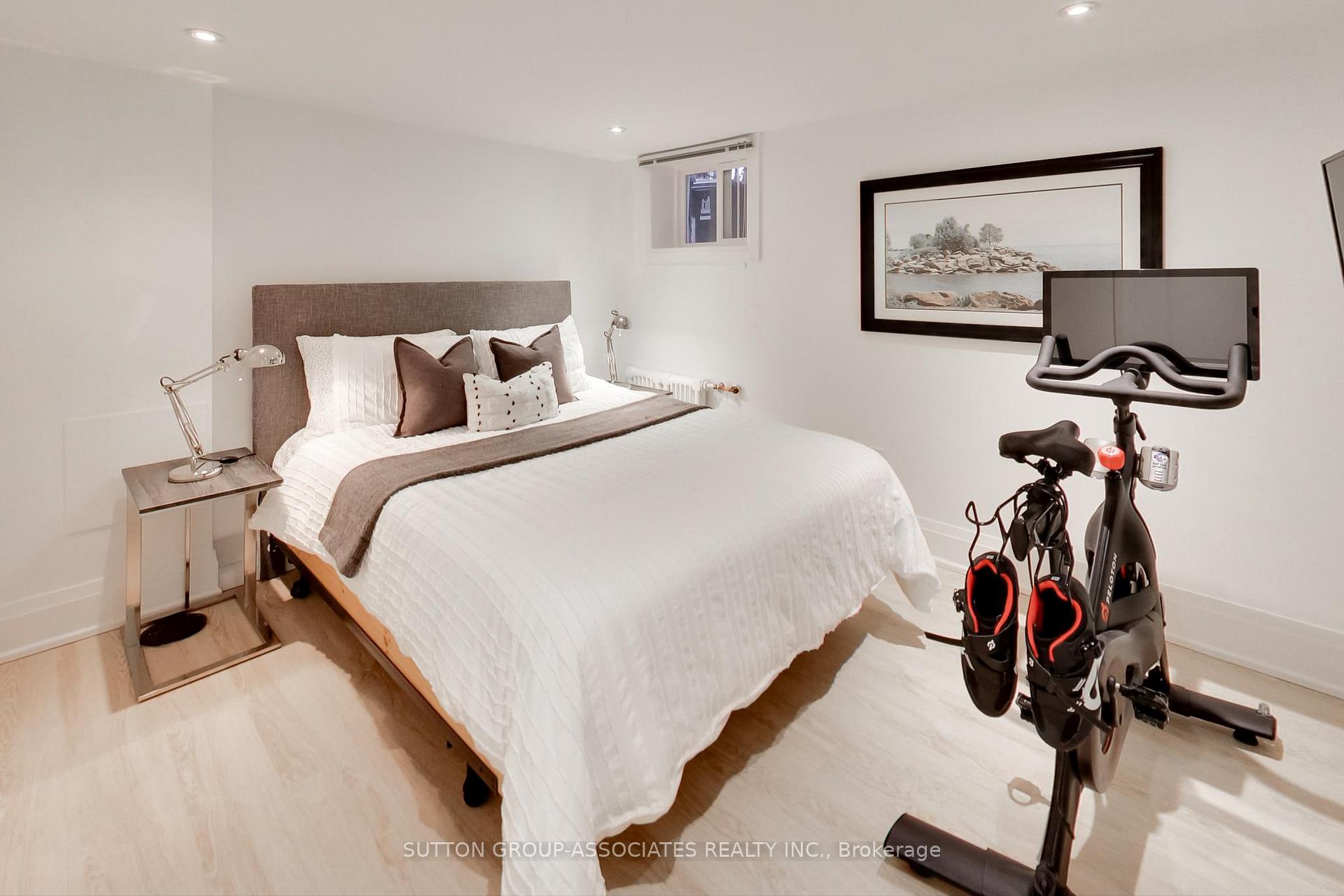 Photo 28 of 32 Appleton Avenue, Toronto, Oakwood Village — HOMEH