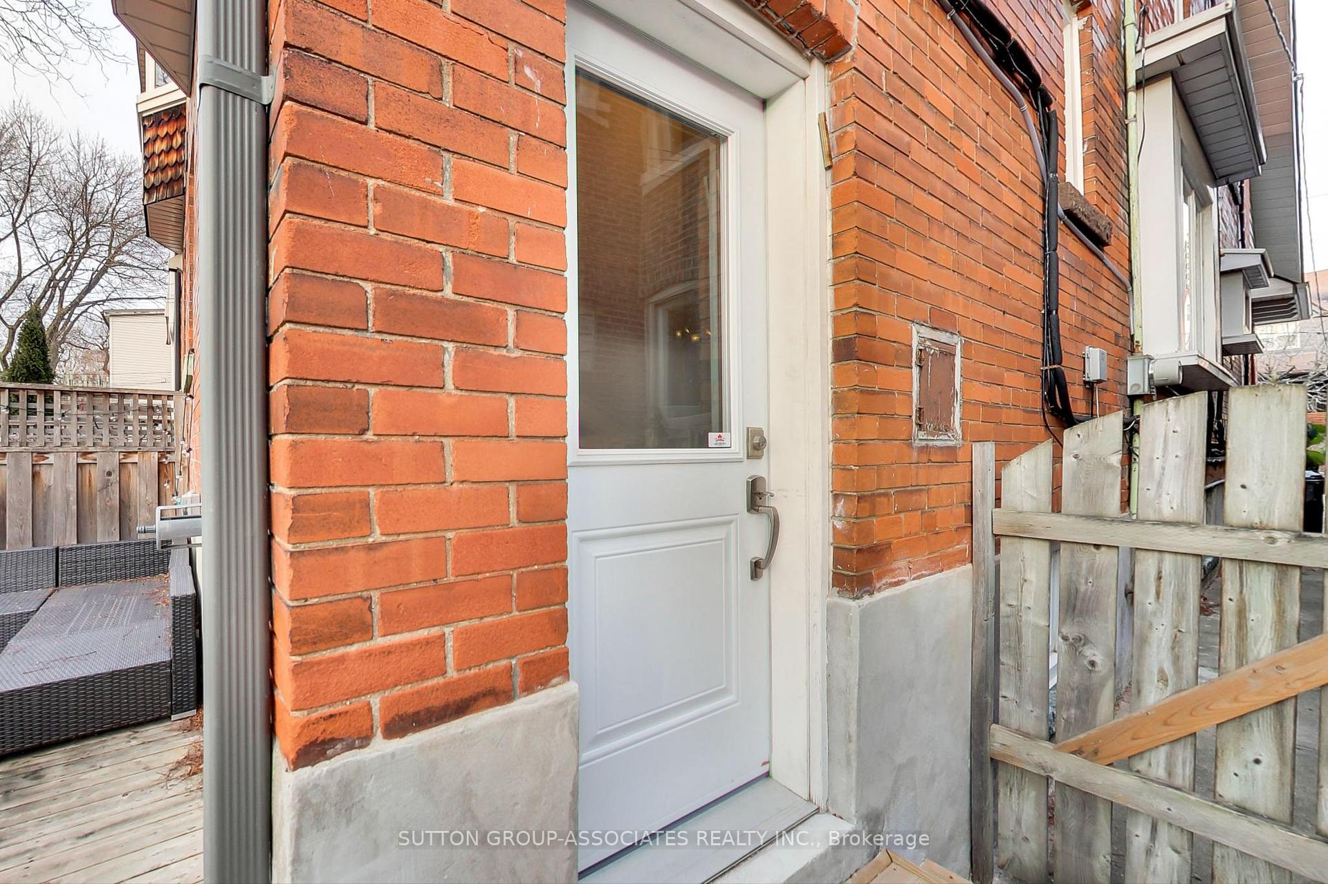 Photo 32 of 32 Appleton Avenue, Toronto, Oakwood Village — HOMEH