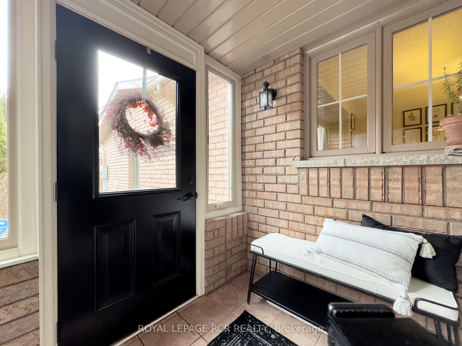 Photo 4 of 87 Hanton Crescent, Caledon, Bolton East — HOMEH
