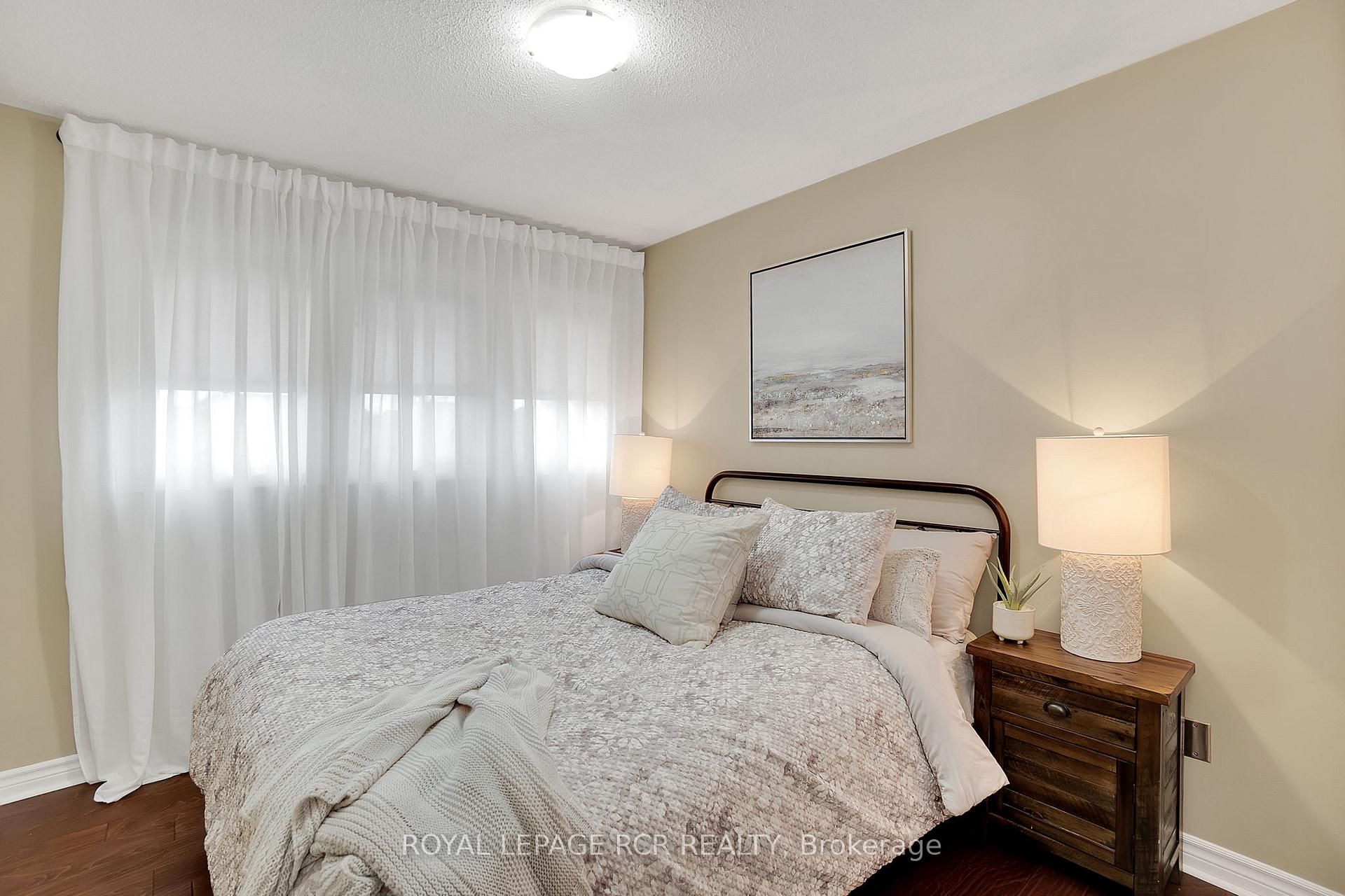 Photo 24 of 87 Hanton Crescent, Caledon, Bolton East — HOMEH