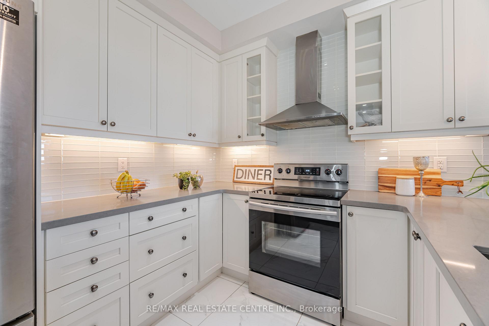 Photo 10 of 94 Little Britain Crescent, Brampton, Bram West — HOMEH