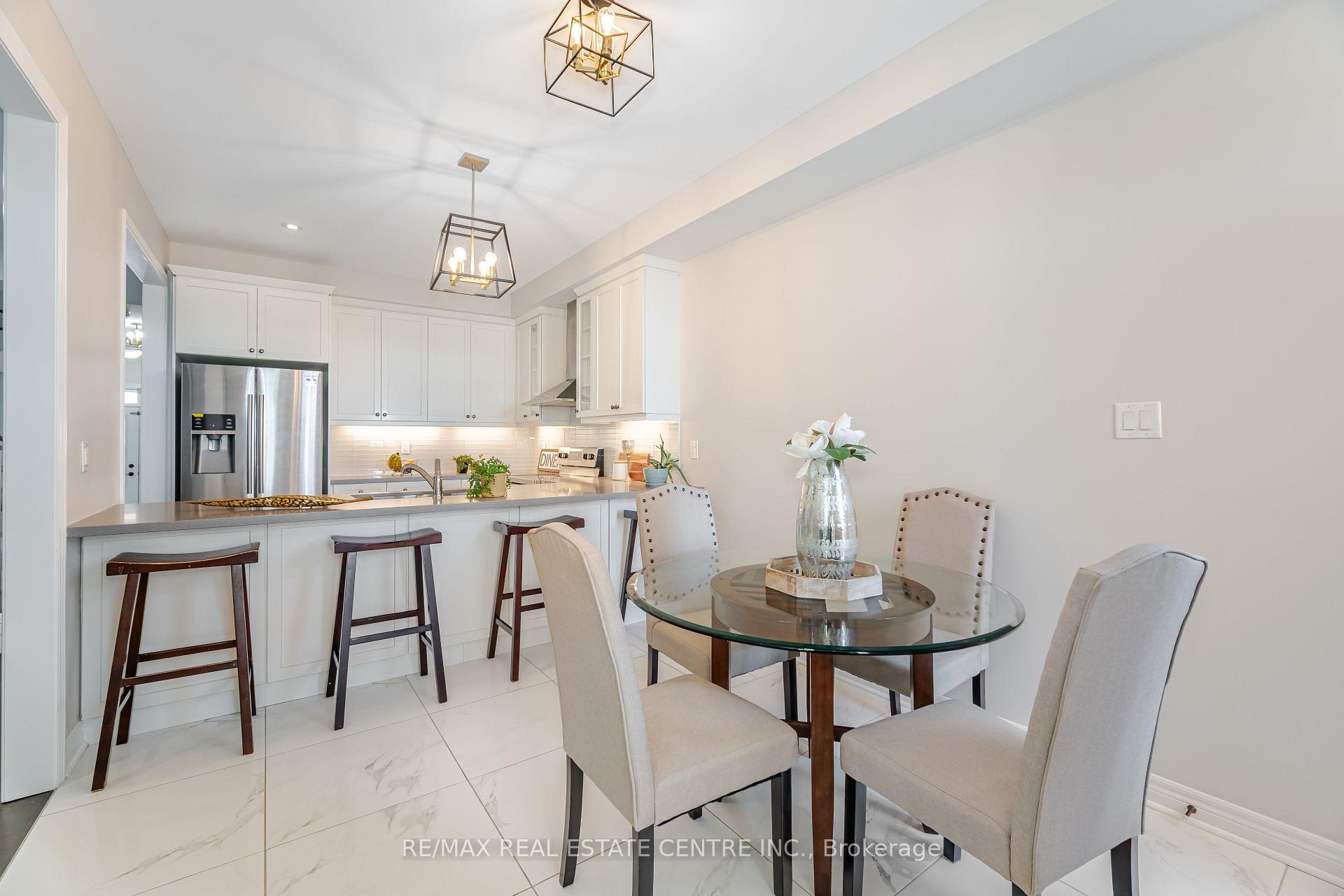 Photo 12 of 94 Little Britain Crescent, Brampton, Bram West — HOMEH